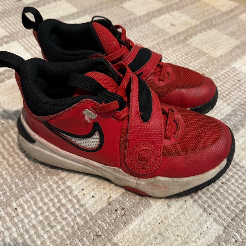 Nike Boys Red Sneakers